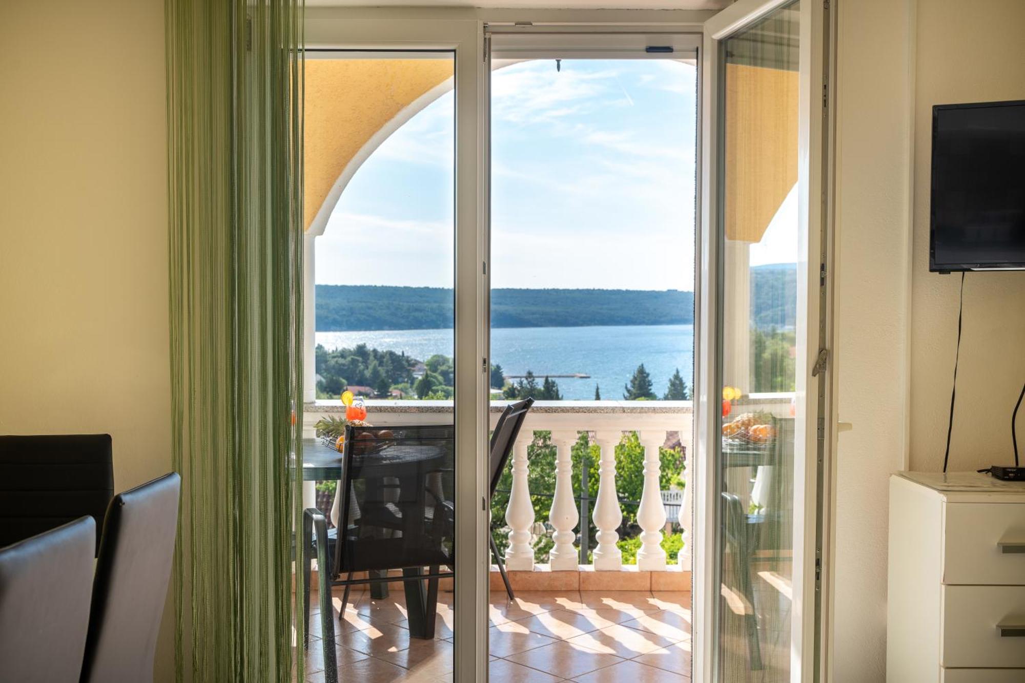 Apartments Milic Горни-Карин Экстерьер фото